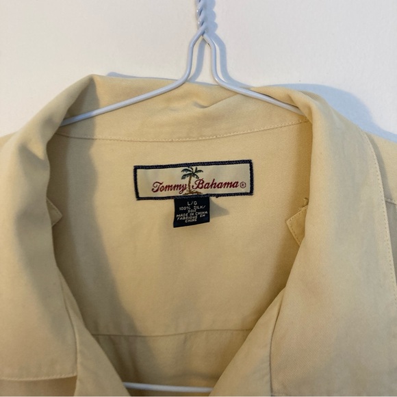Tommy Bahamas men’s silk shirt yellow size large - Picture 3 of 7